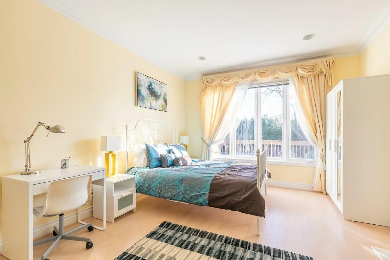 Simply Comfort. North York Guest House Toronto