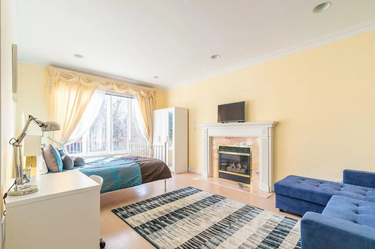 Simply Comfort. North York Guest House Toronto